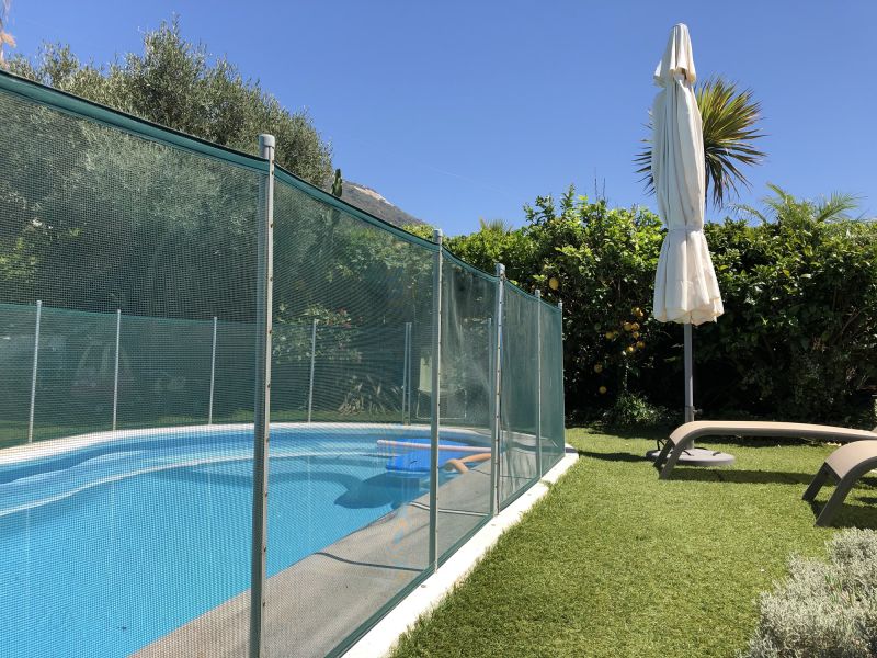 Pool Safety Mesh in Use